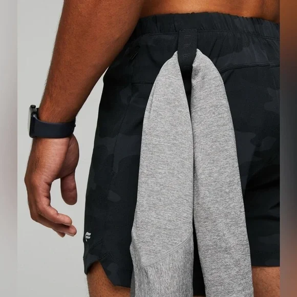 NWT, Fabletics, The One Short 5in, Black Tactical Camo, XXL - Picture 2 of 5